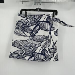 Very J Womens Skirt Size M Wrap‎ Leaf Print Tropical Boho Coastal Resortwear